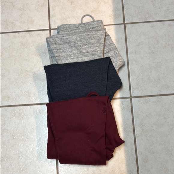 Volcom Jogger Pants Set - Navy, Gray, and Maroon, smoke free, GREAT condition! - Picture 8 of 9